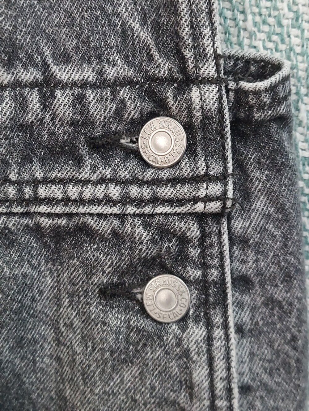 Levi's Washed Black Denim Cut-off Overalls, Womens, Size Xl - Picture 4 of 8